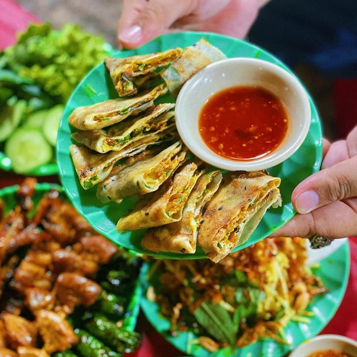 Mách bạn 13 quán bánh tráng nướng Nha Trang nổi tiếng, ngon “đỉnh”
